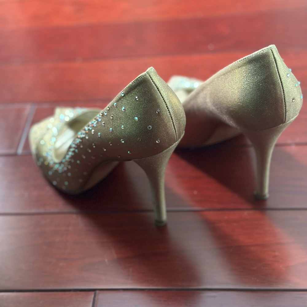Stuart Weitzman shoes - Picture 3 of 5